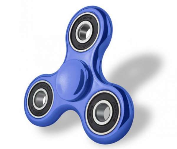 Fidget Spinner s metalickou barvou - Stříbrná